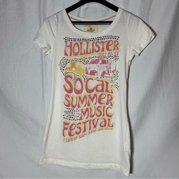 Hollister Tops - Rare Hollister Y2K White SoCal Music Festival Coastal Tee Size Medium